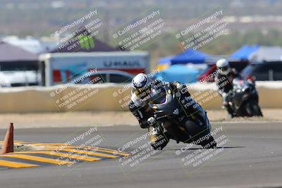 media/Oct-09-2022-SoCal Trackdays (Sun) [[95640aeeb6]]/Turn 2 (1110am)/